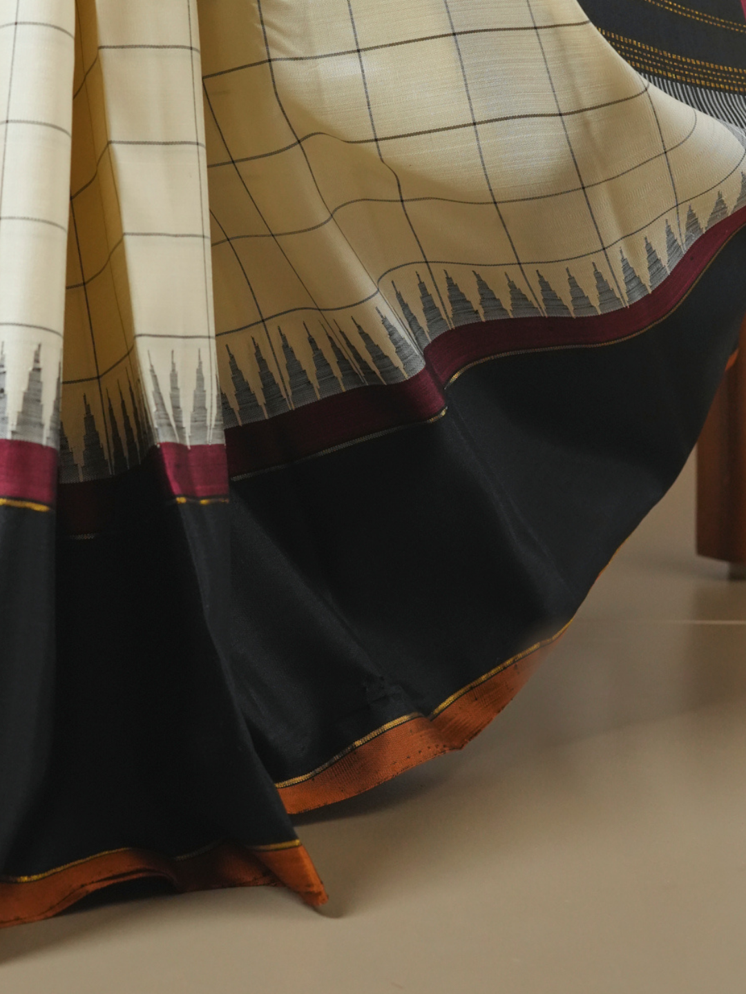 Kanjivaram Saree in Off-white