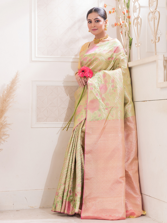 Patra Prabha - Leaf-toned silk with koorai butta and temple zari