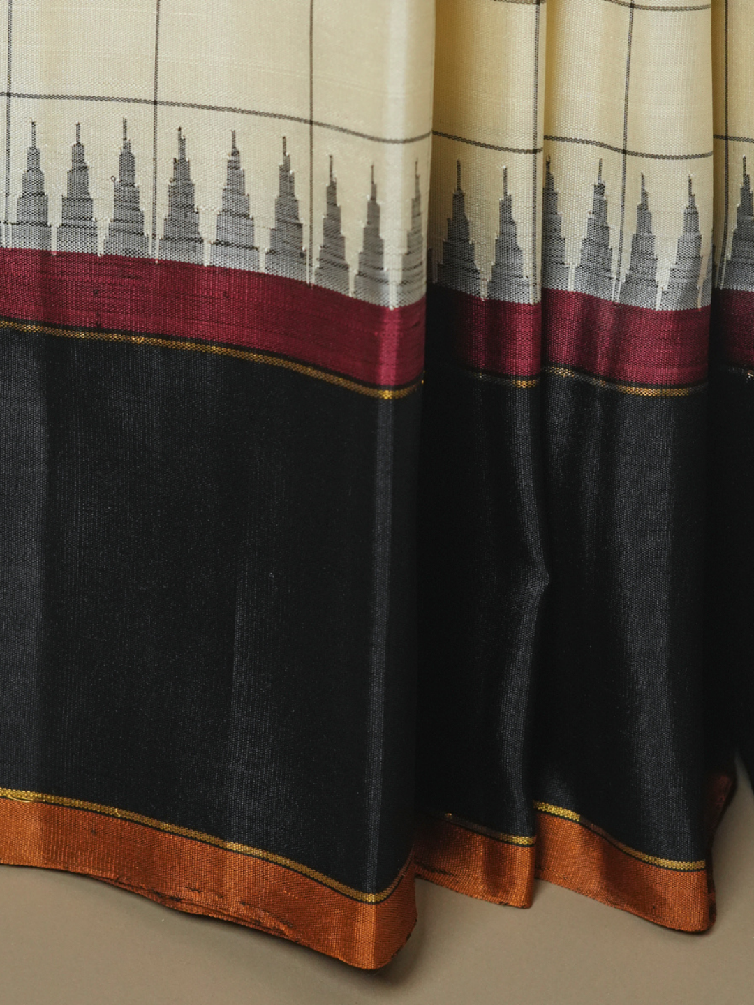 Kanjivaram Saree in Off-white