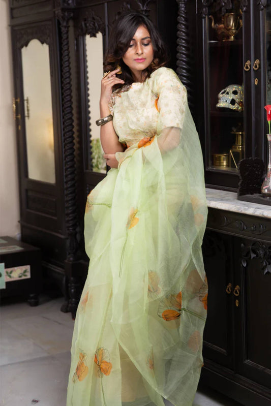 Poppy Vector Handpainting on a Pastel Green-Organza Hand-painted Sari-022