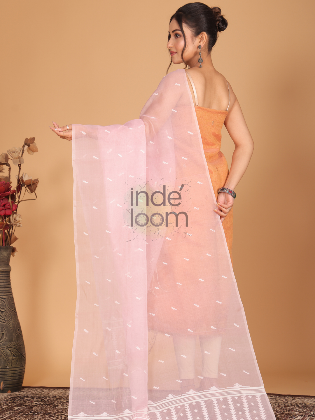Pure Handloom Muslin Jamdani Dupatta With Pastel Pink  - 034