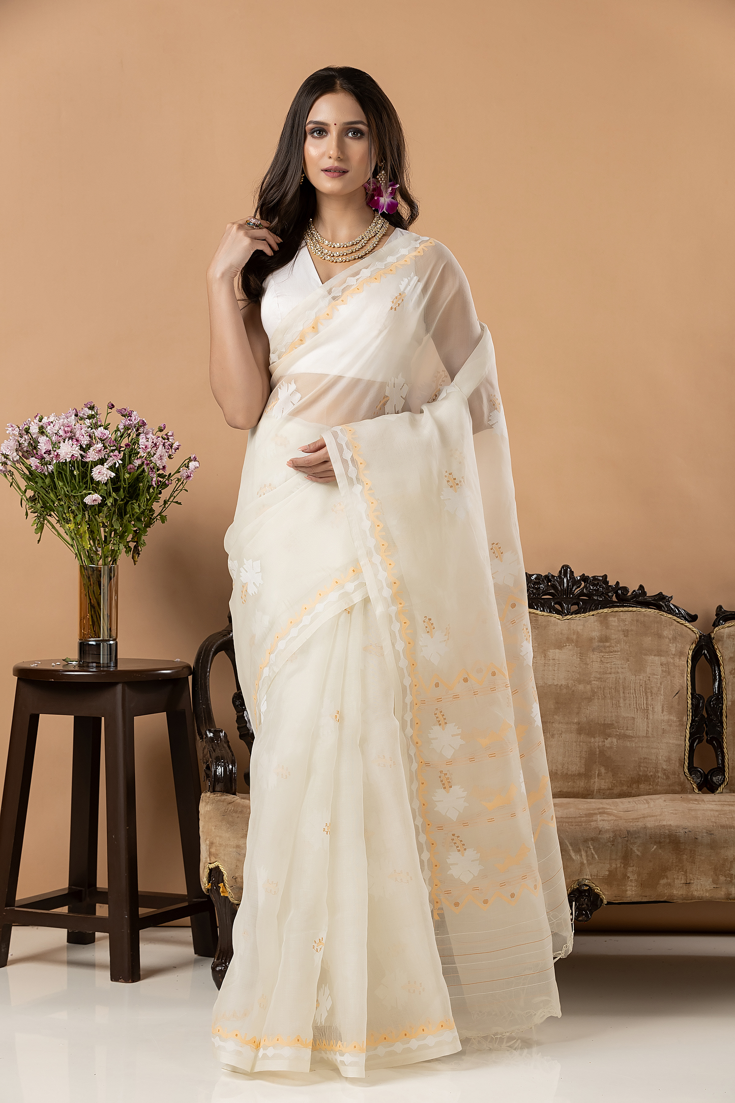 Handwoven Jamdani Muslin Saree | White | All-over Jamdani weaves