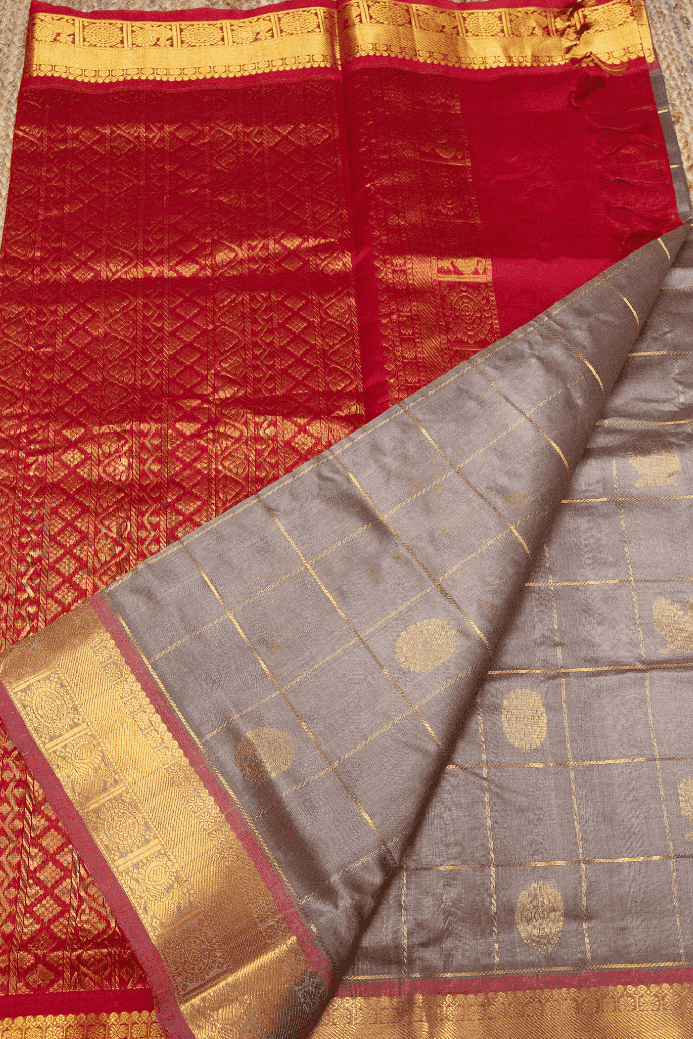Pure Handloom Korvai Saree | Mayil-Chakram | Grey and Red