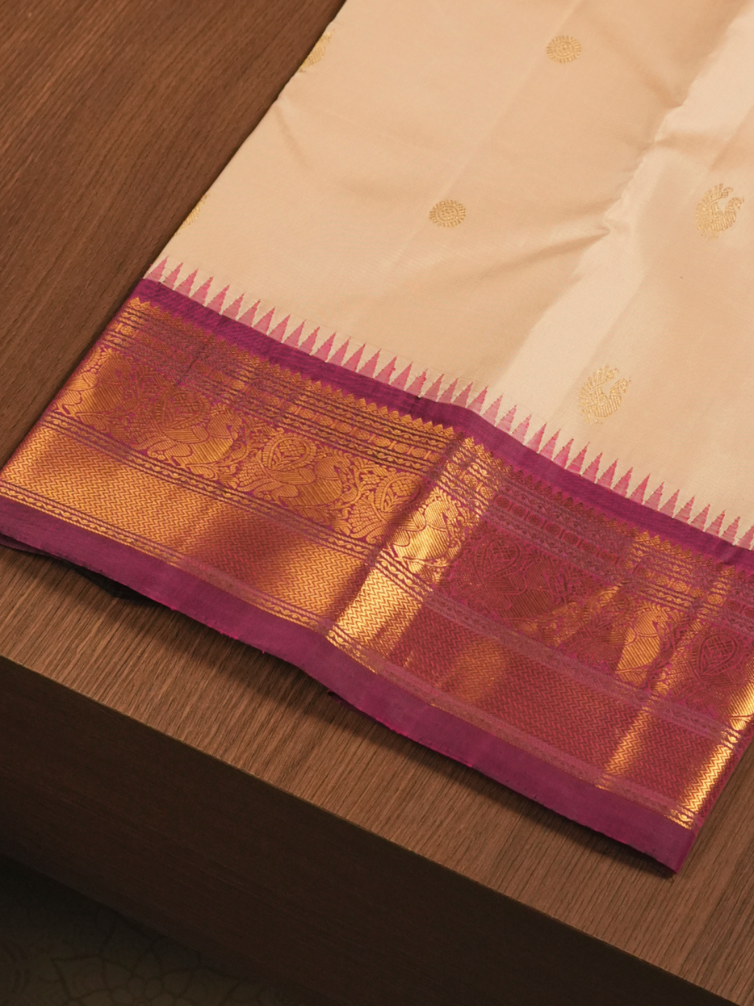 Silk Mark Certified Handloom Kanjivaram Slk Saree  |  Warm Ivory