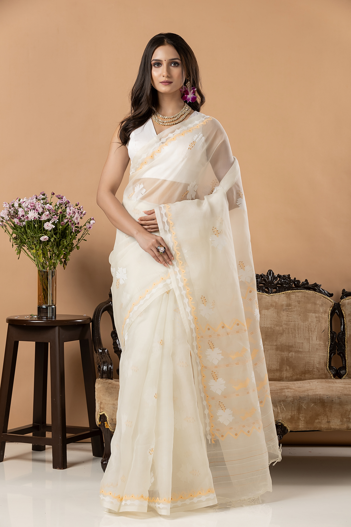 Handwoven Jamdani Muslin Saree | White | All-over Jamdani weaves