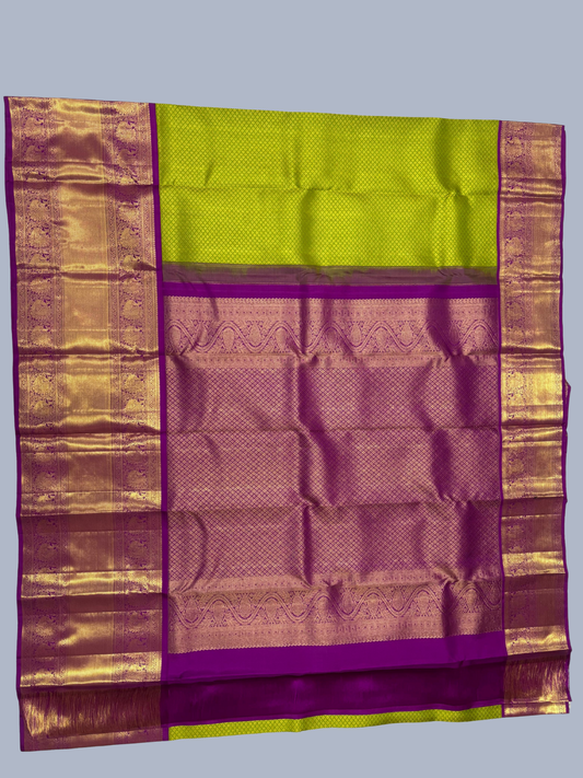 Pure Handwoven Gadwal Silk Saree in Olive Green - 012