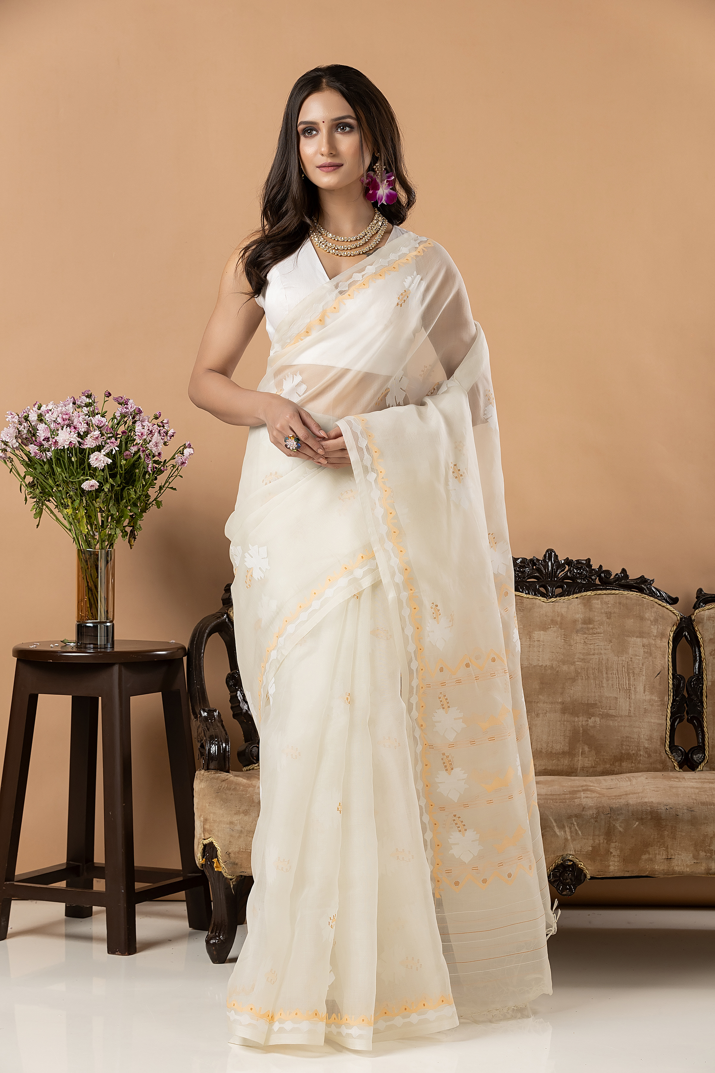 Handwoven Jamdani Muslin Saree | White | All-over Jamdani weaves