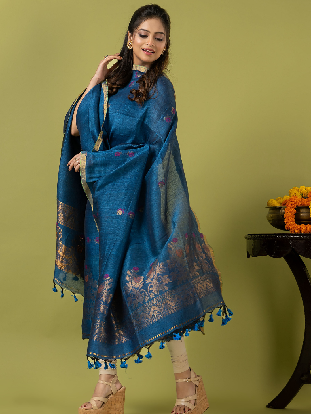 Handwoven Jamdani Linen Unstitched 2-piece Kurti | Teal Blue