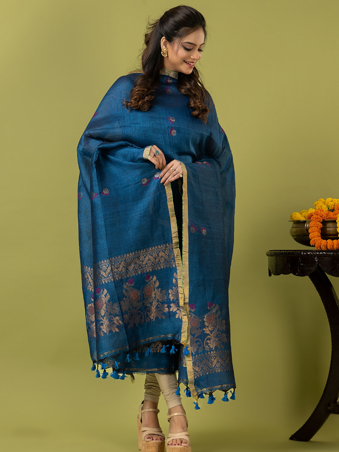 Handwoven Jamdani Linen Unstitched 2-piece Kurti | Teal Blue