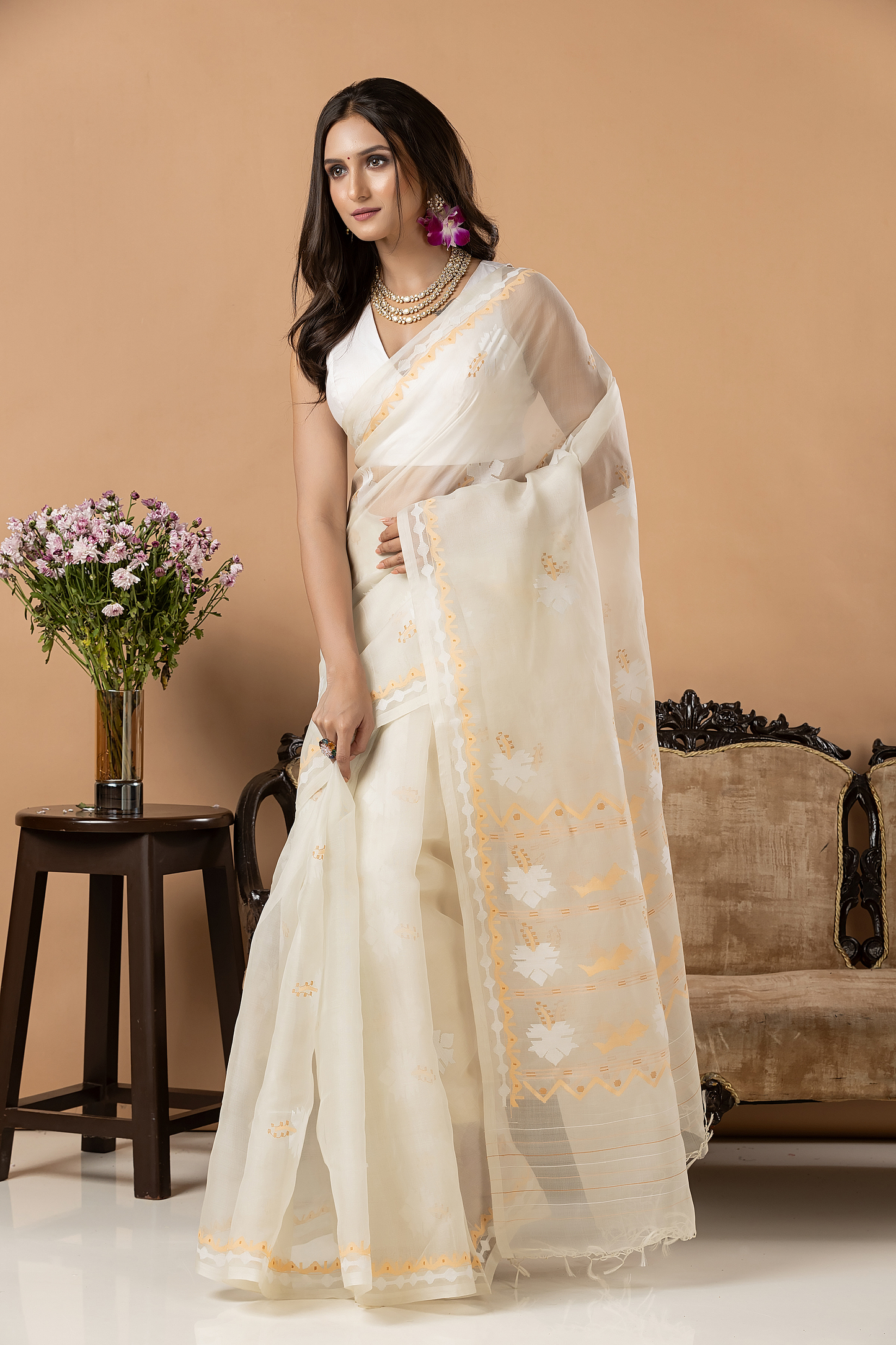 Handwoven Jamdani Muslin Saree | White | All-over Jamdani weaves