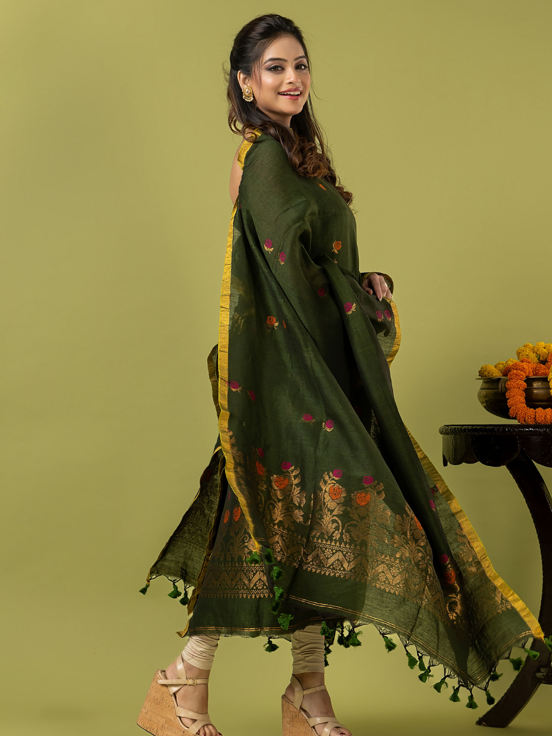 Handwoven Jamdani Linen Unstitched 2-piece Kurti | Olive Green