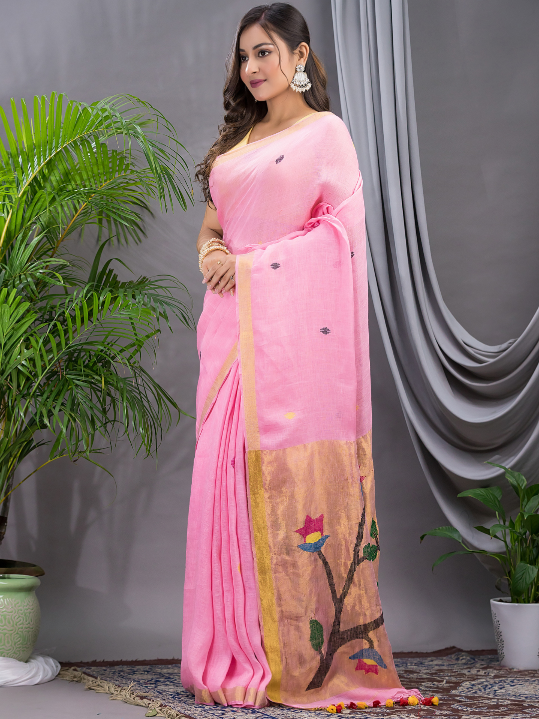 Linen Jamdani Saree With Bubblegum Pink - 032