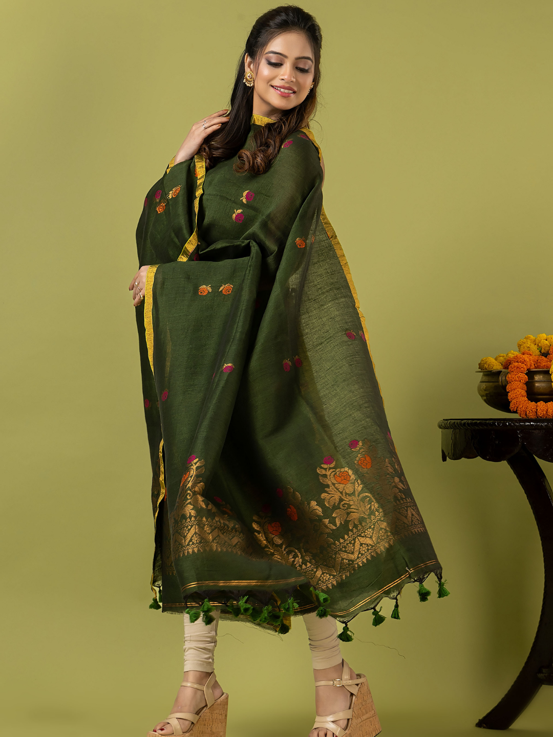 Handwoven Jamdani Linen Unstitched 2-piece Kurti | Olive Green