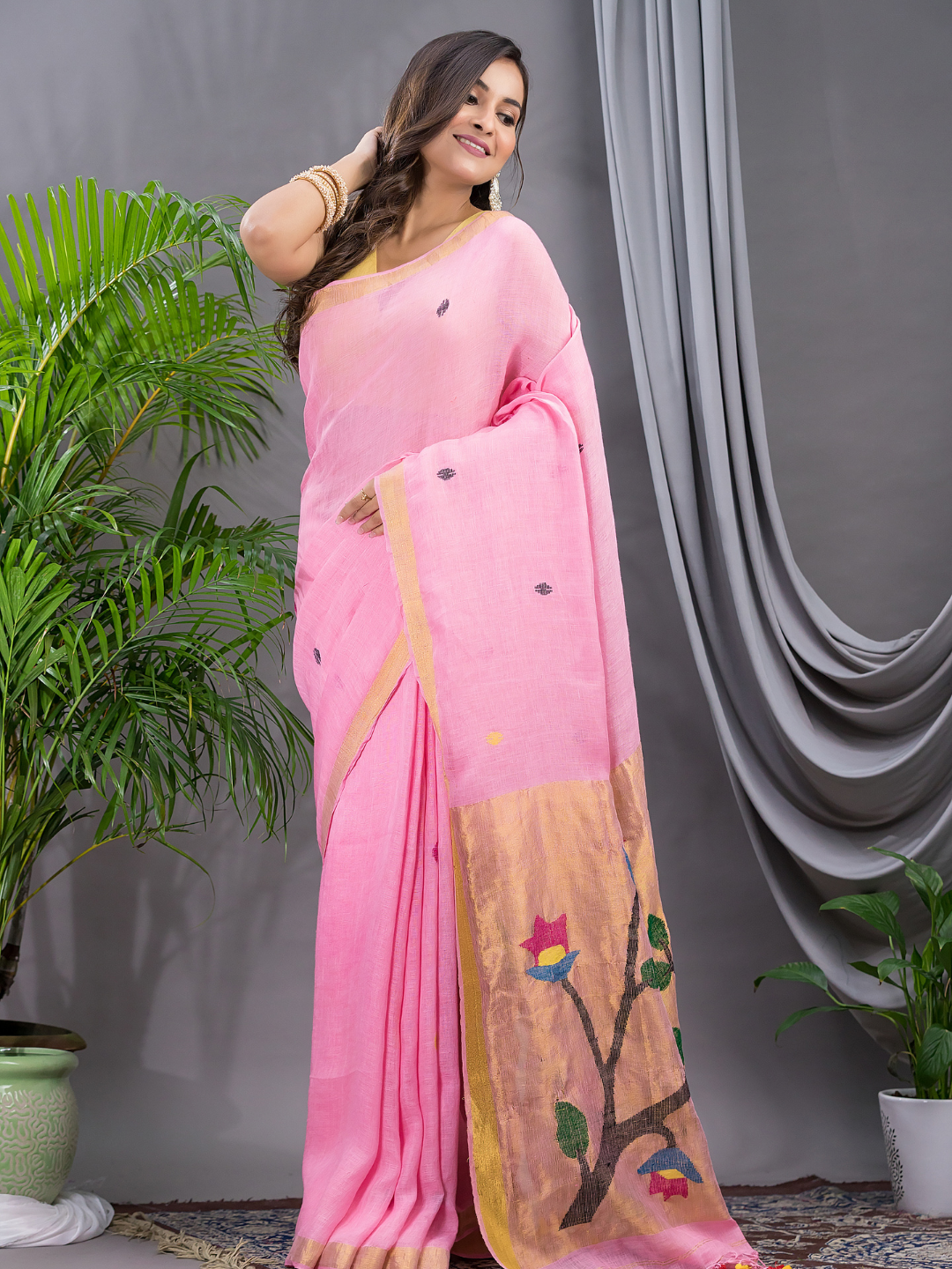 Linen Jamdani Saree With Bubblegum Pink - 032