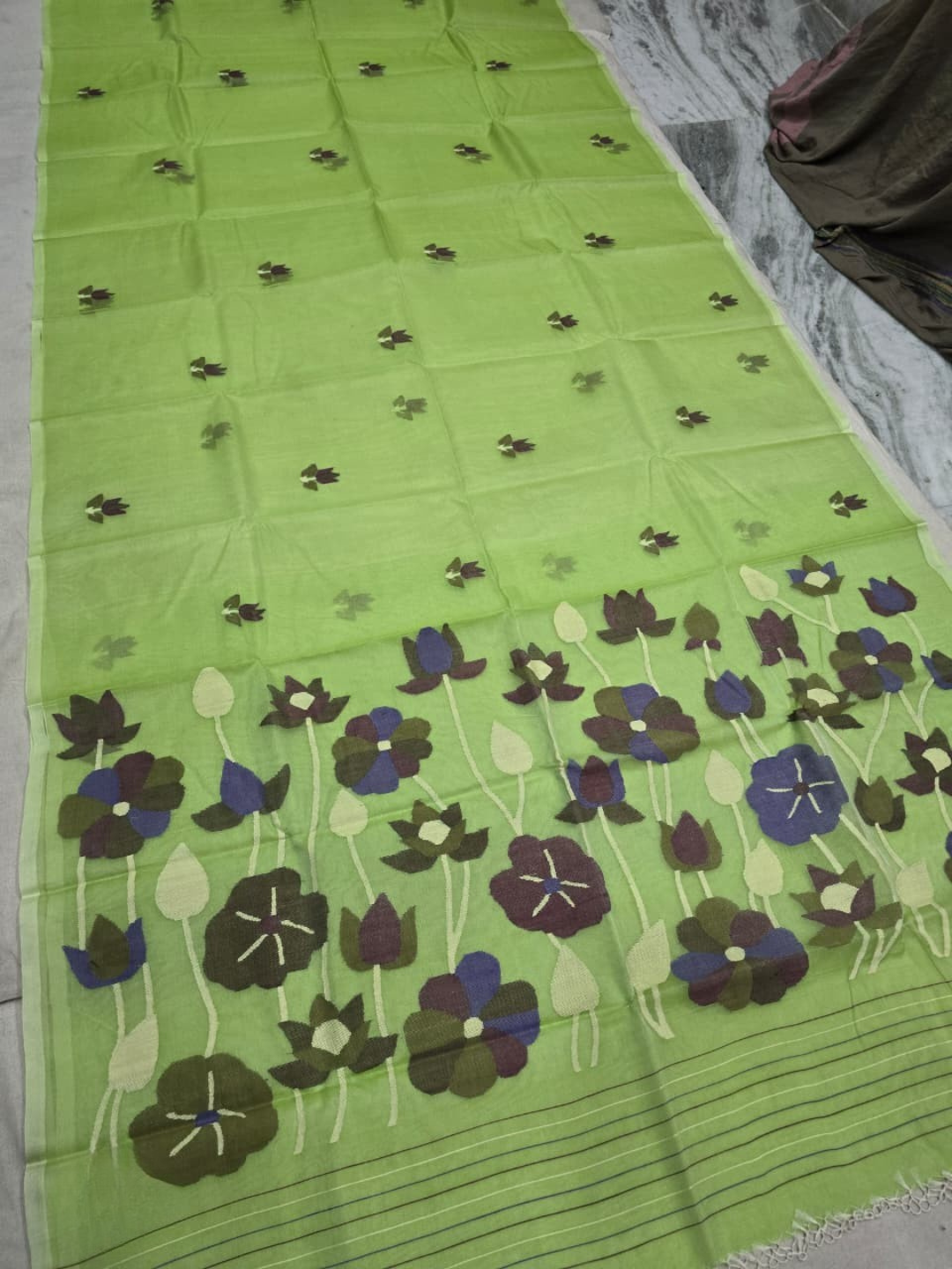 Handwoven Pure Handwoven Pure Muslin Saree
