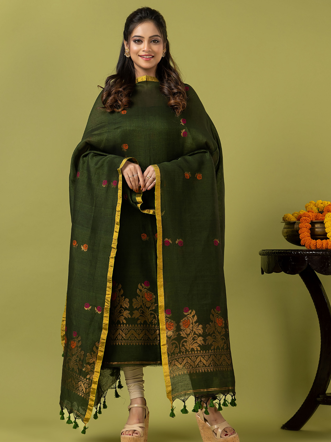 Handwoven Jamdani Linen Unstitched 2-piece Kurti | Olive Green