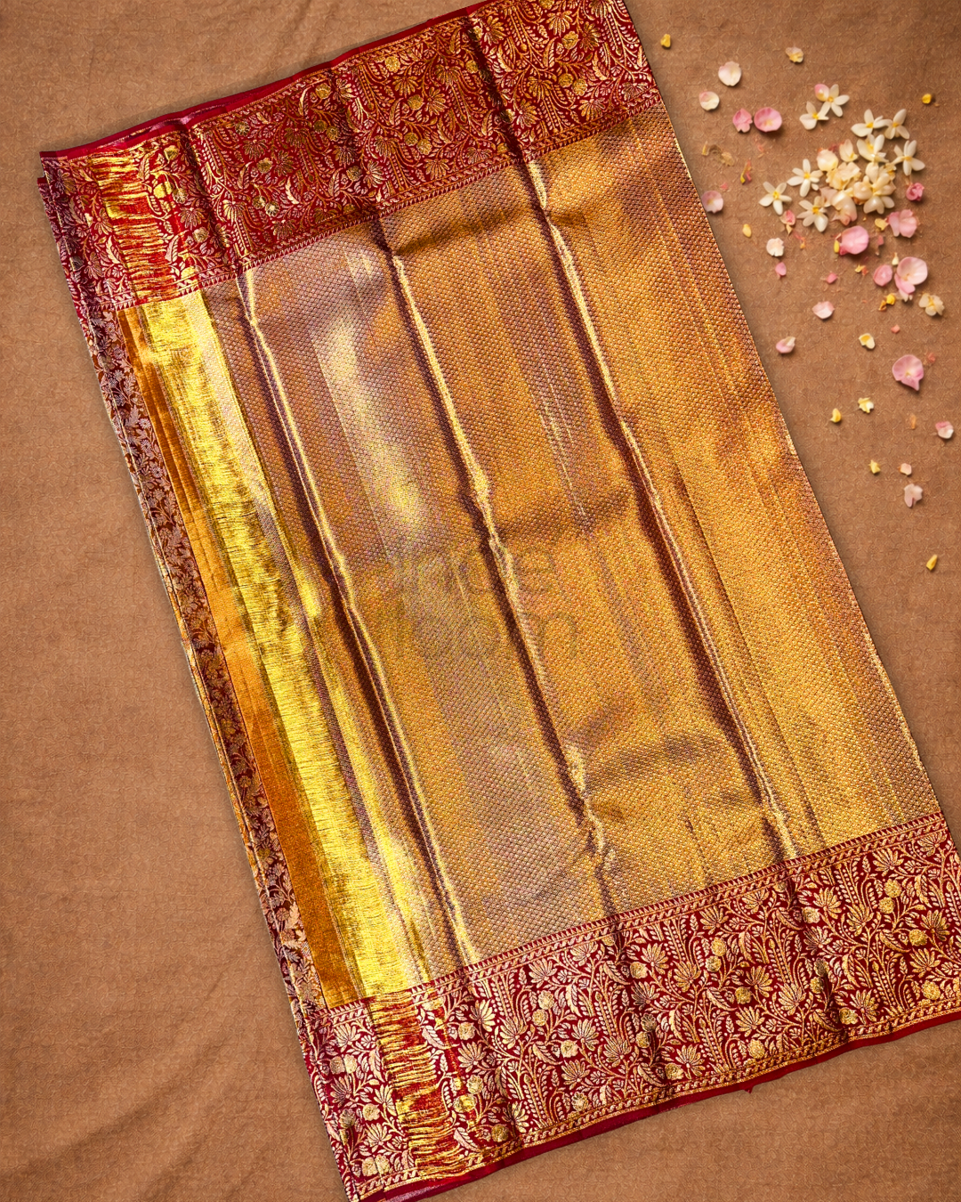 Kanjivaram Saree With Shaded Golden Maroon