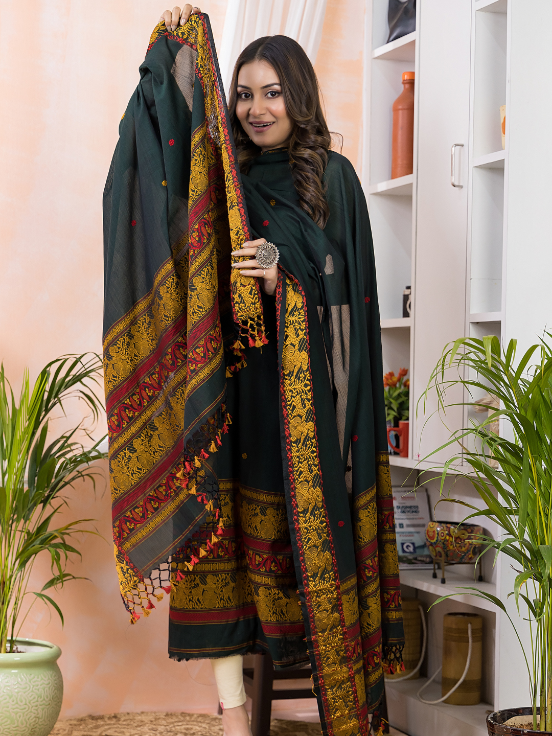 Handwoven Jamdani Muslin Kurti  |  Army Green