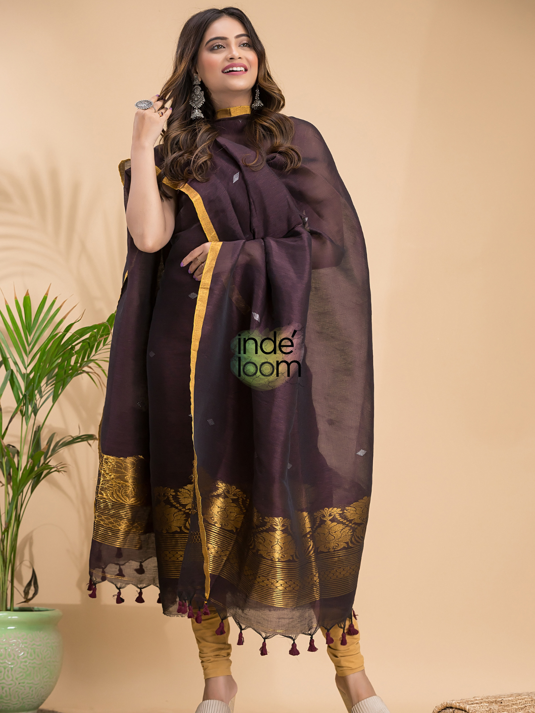 Handwoven Jamdani Cotton Linen Kurti  |  Eggplant Purple