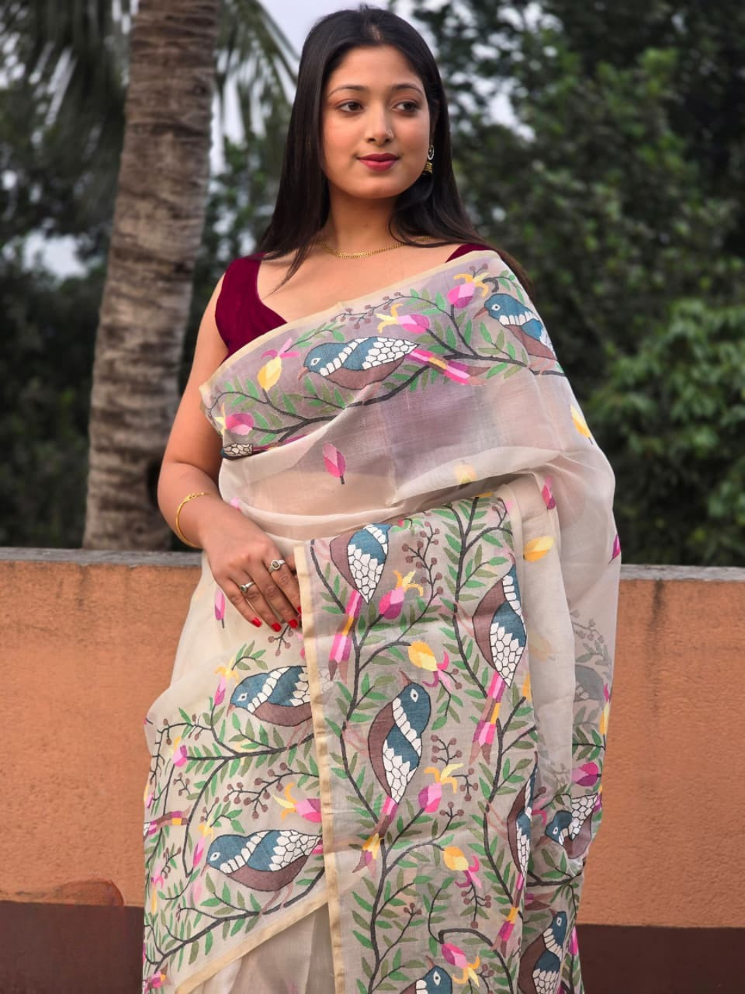 Pure Tantuj Muslin Jamdani Needle Work Handwoven Saree In Light Cream White - 159