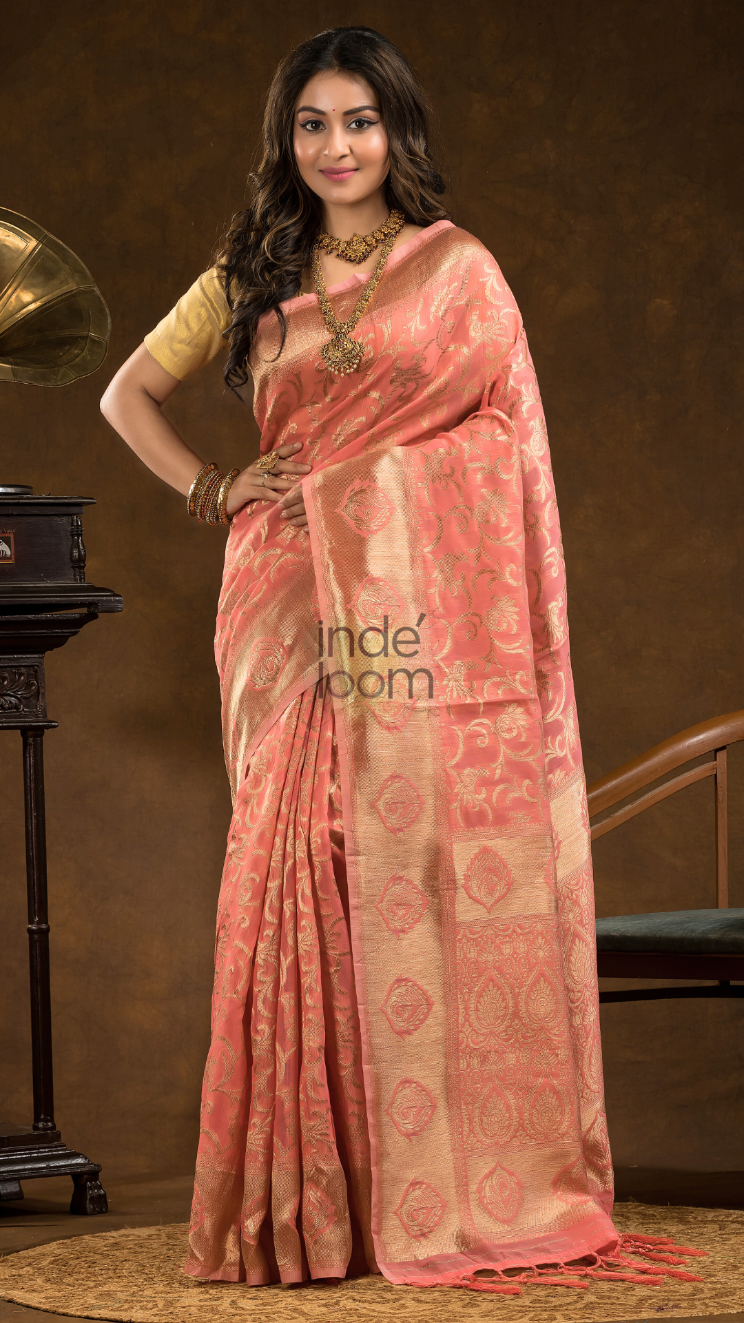 Floral woven design Silk blend Jacquard Saree | Peach Pink
