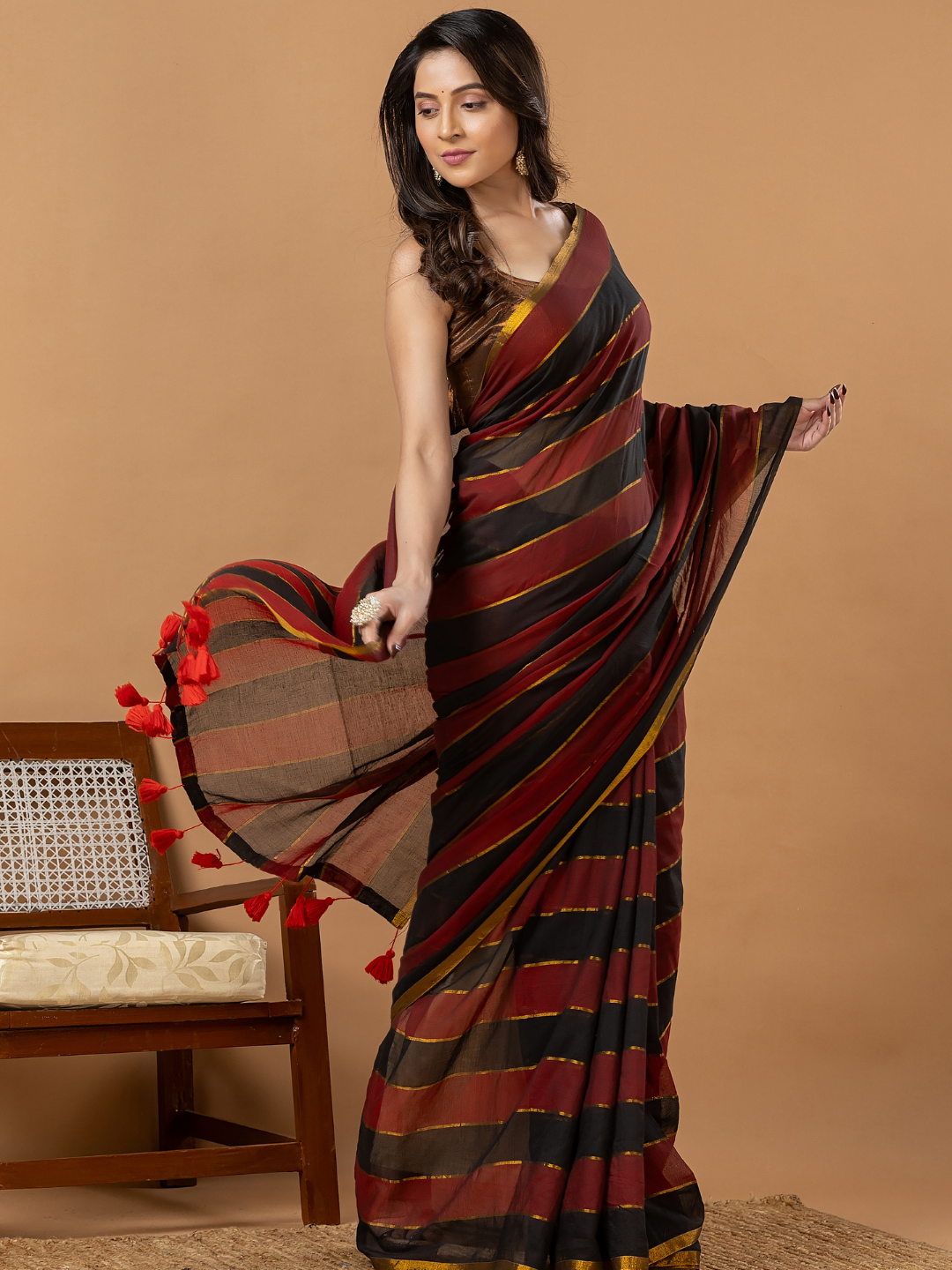 Pure Handloom Mul Cotton Saree | Black And Rust Stripes