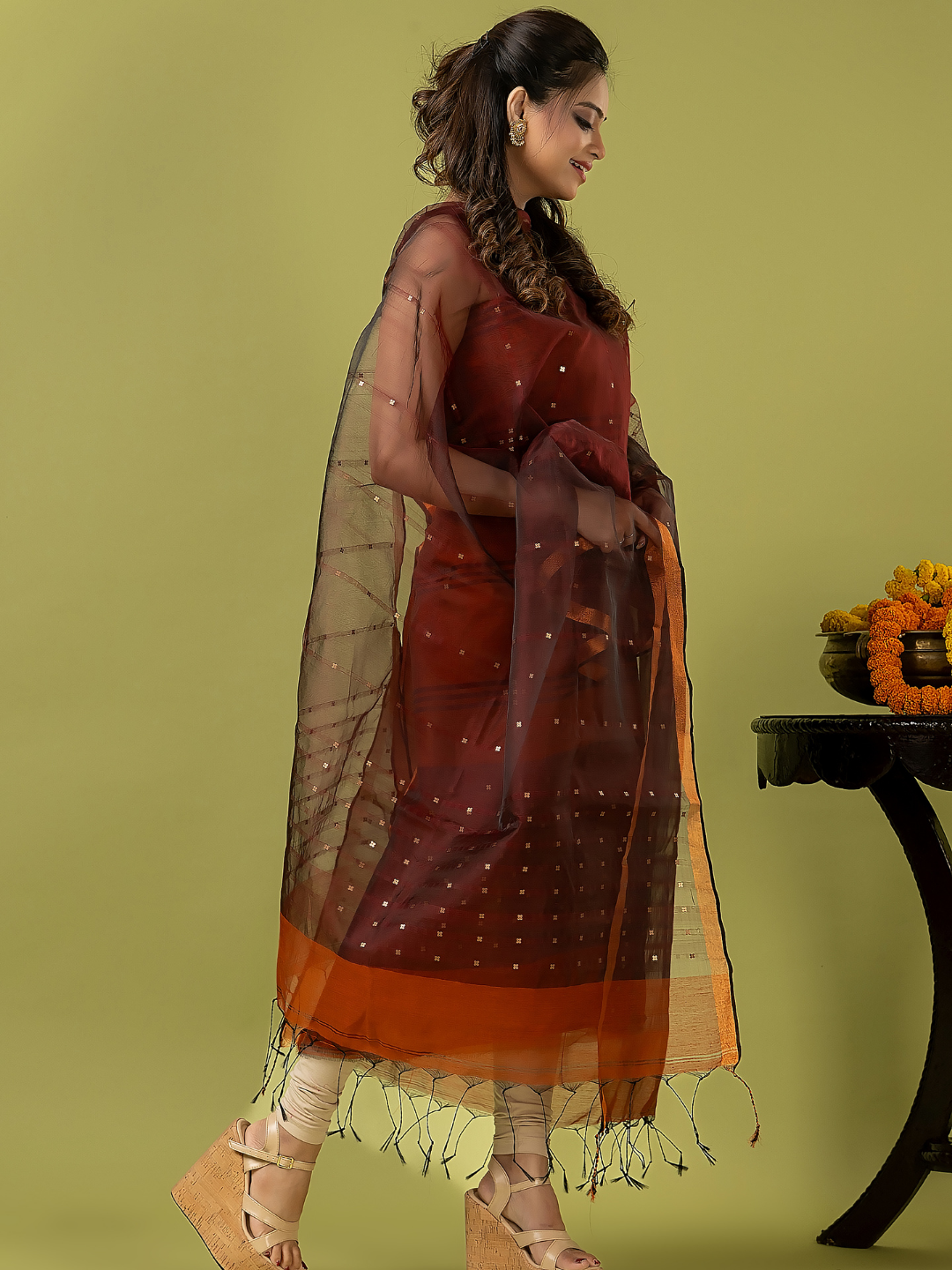 Handwoven Jamdani Muslin Unstitched 2-piece Kurti | Rust Brown