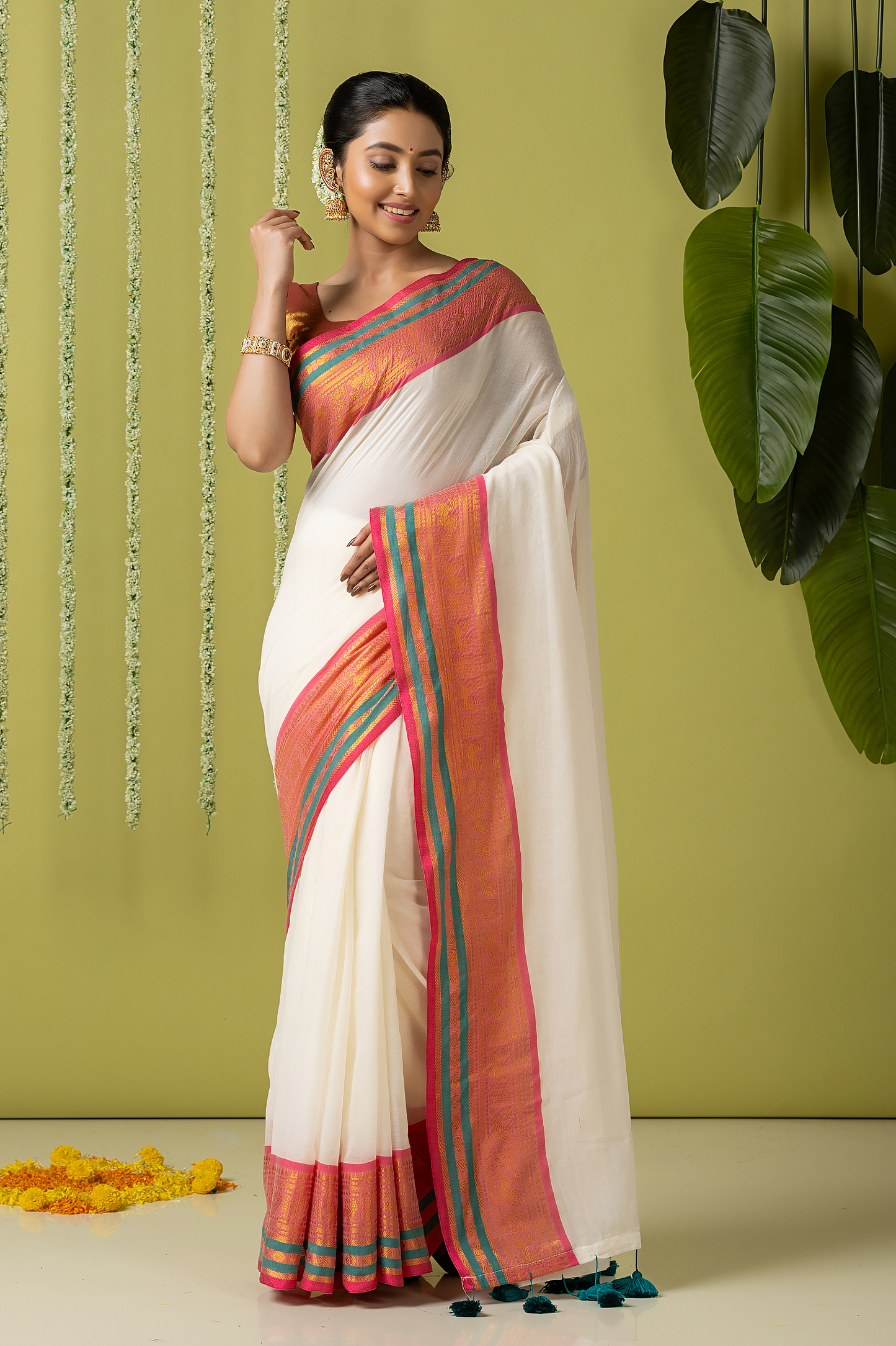 Pure Handloom Cotton Saree | White and Red | Plain Body with Ribbon border
