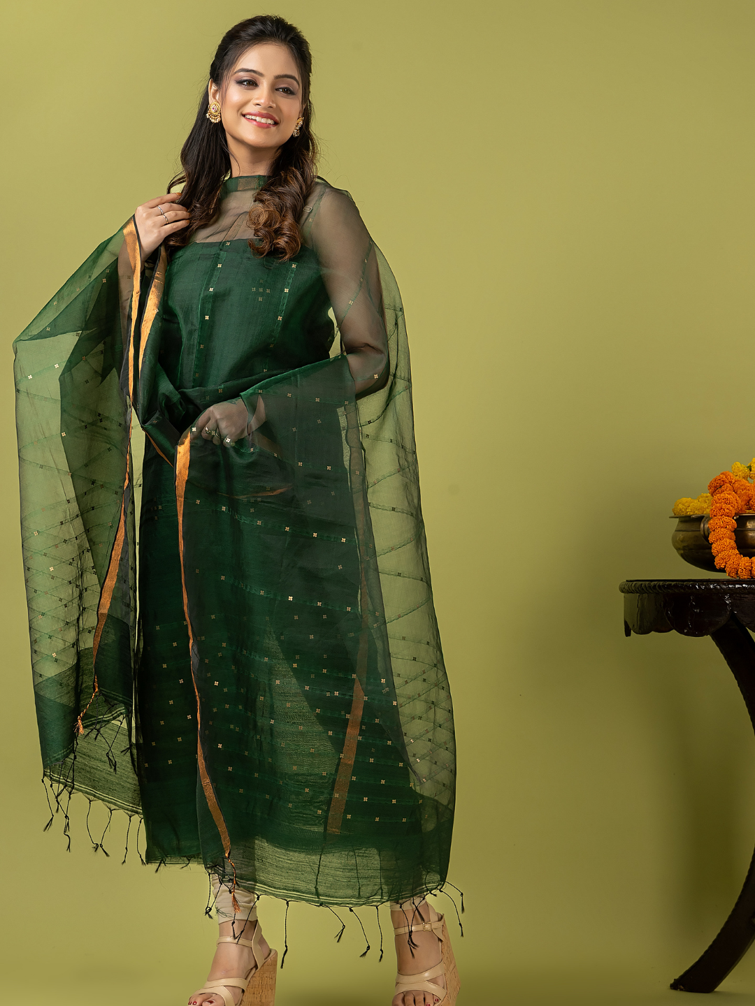 Handwoven Jamdani Muslin Unstitched 2-piece Kurti | Bottle Green
