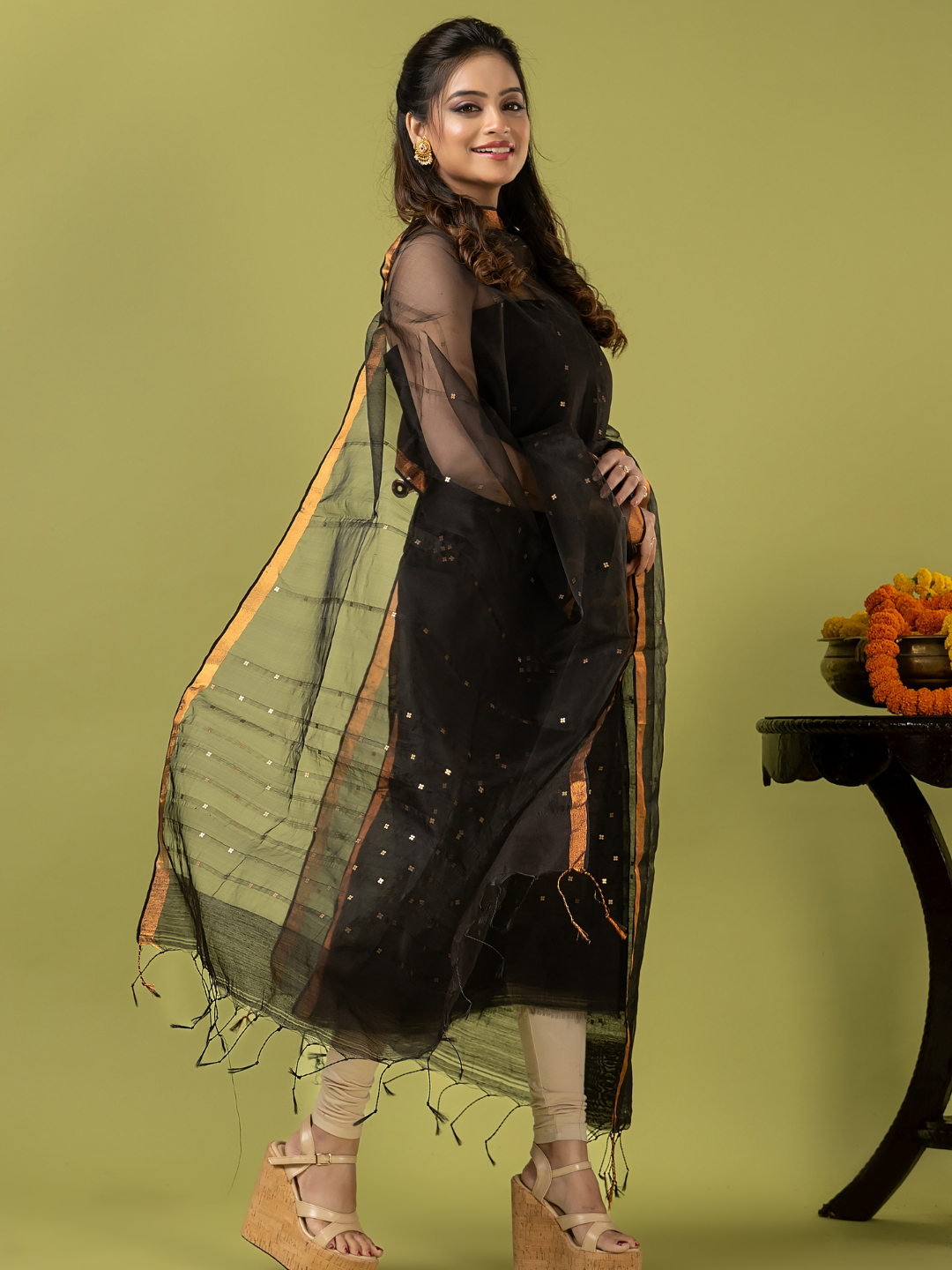 Handwoven Jamdani Muslin Unstitched 2-piece Kurti | Jet Black