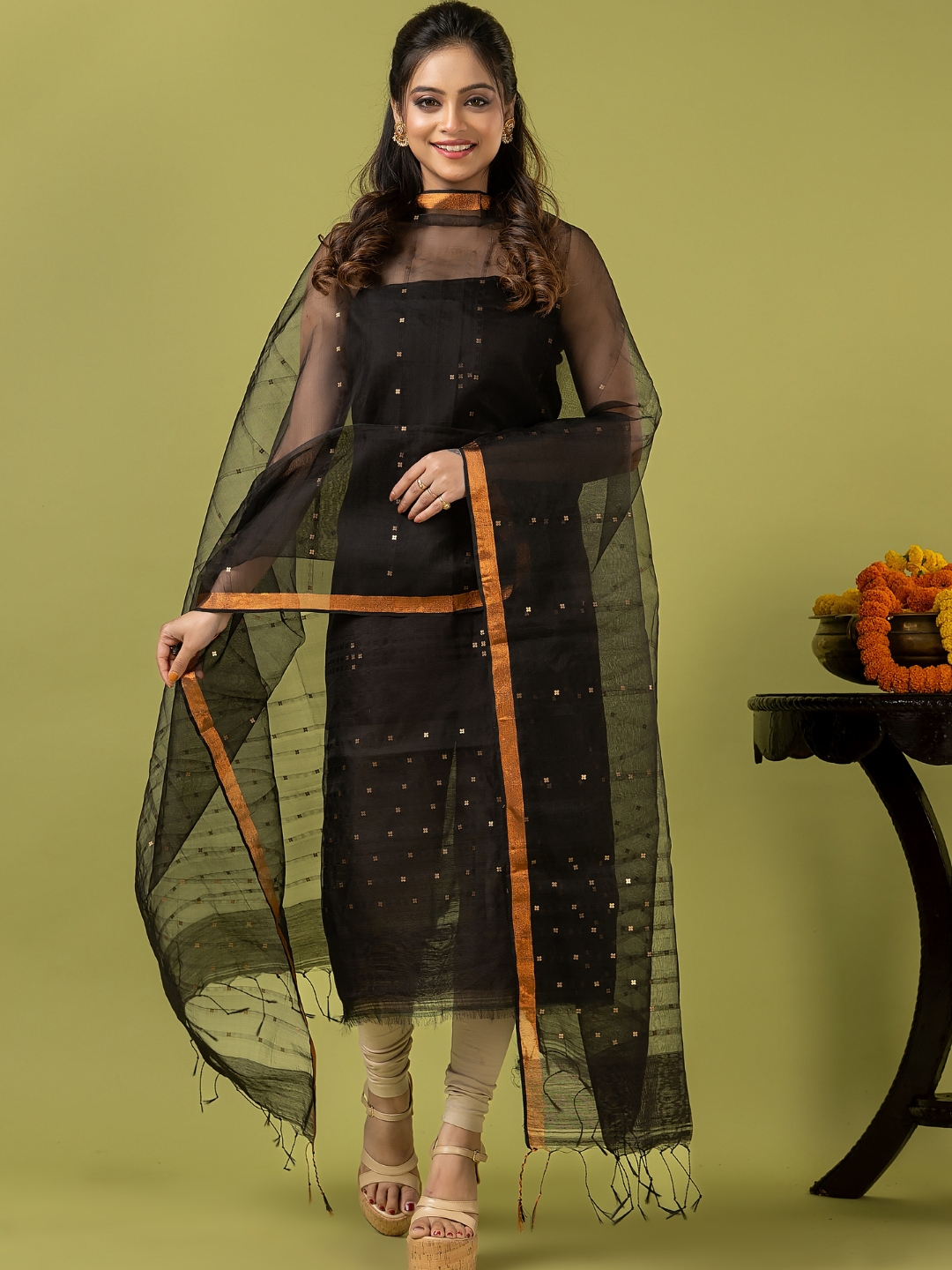 Handwoven Jamdani Muslin Unstitched 2-piece Kurti | Jet Black