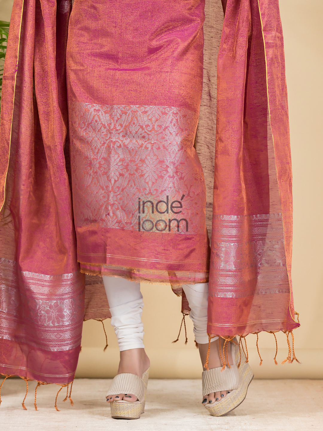 Pastel red Tissue Linen Silver Zari Jamdani 2-Piece Set Kurti & Dupatta (UNSTITCHED) - 884