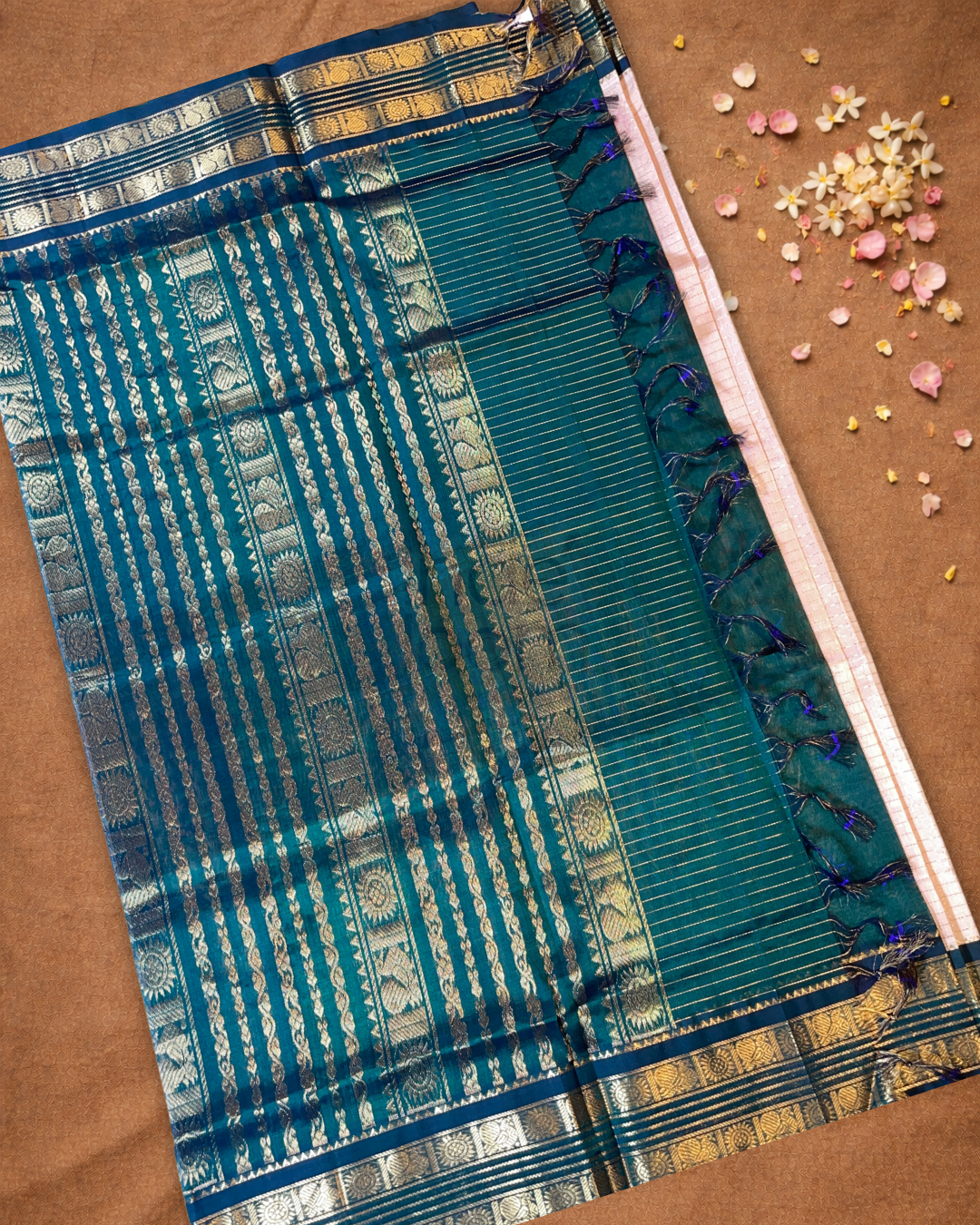 Handloom Korvai Silk Cotton Saree  |  Deep Teal