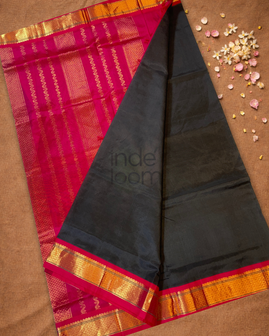 Handloom Korvai Silk Cotton Saree  |  Midnight Black