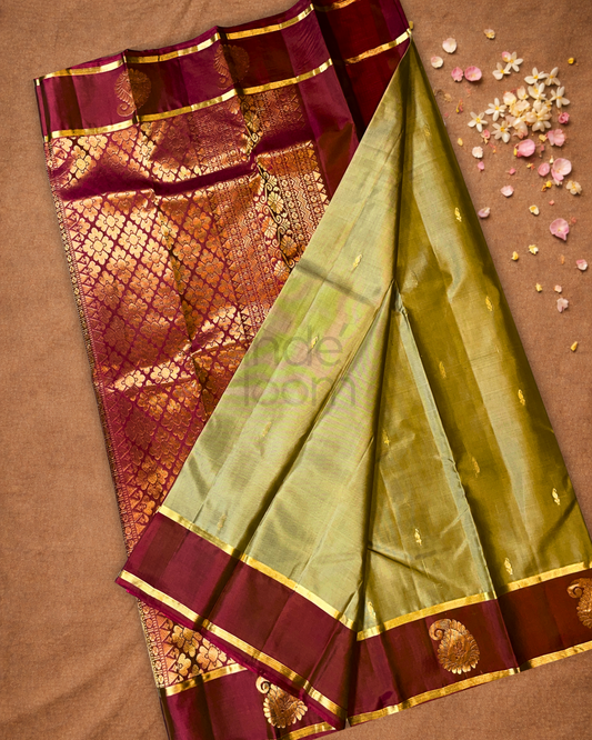 Handloom Kanjivaram Silk Saree  |  Moss Green