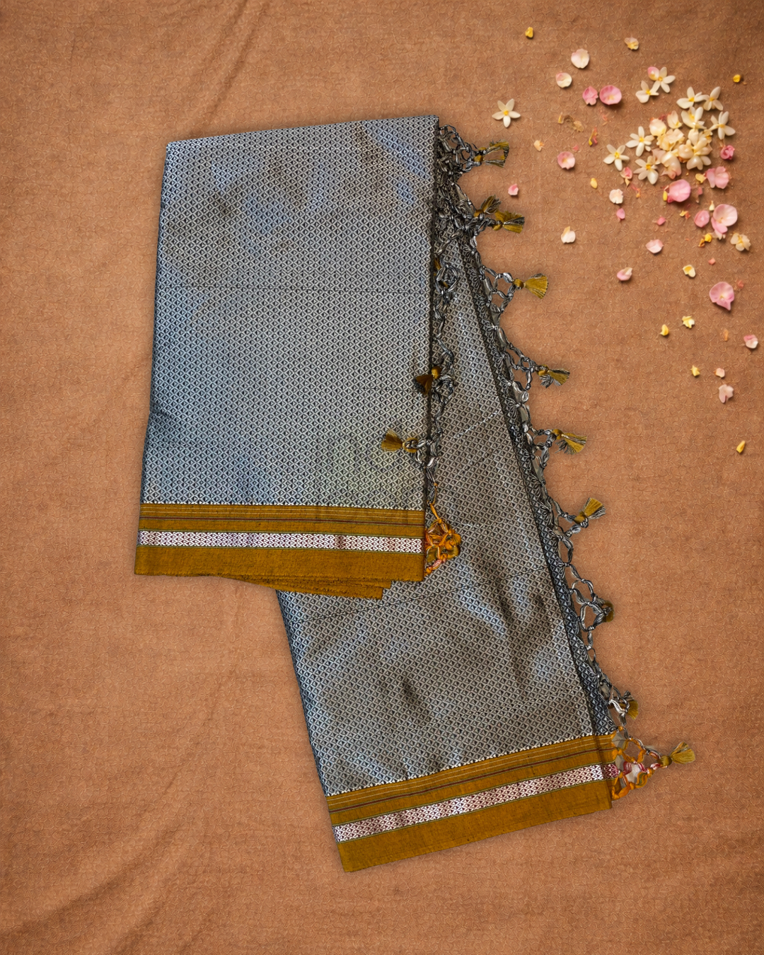 Traditional Ilkal Cotton Silk Viscose Saree  |  Ash Grey