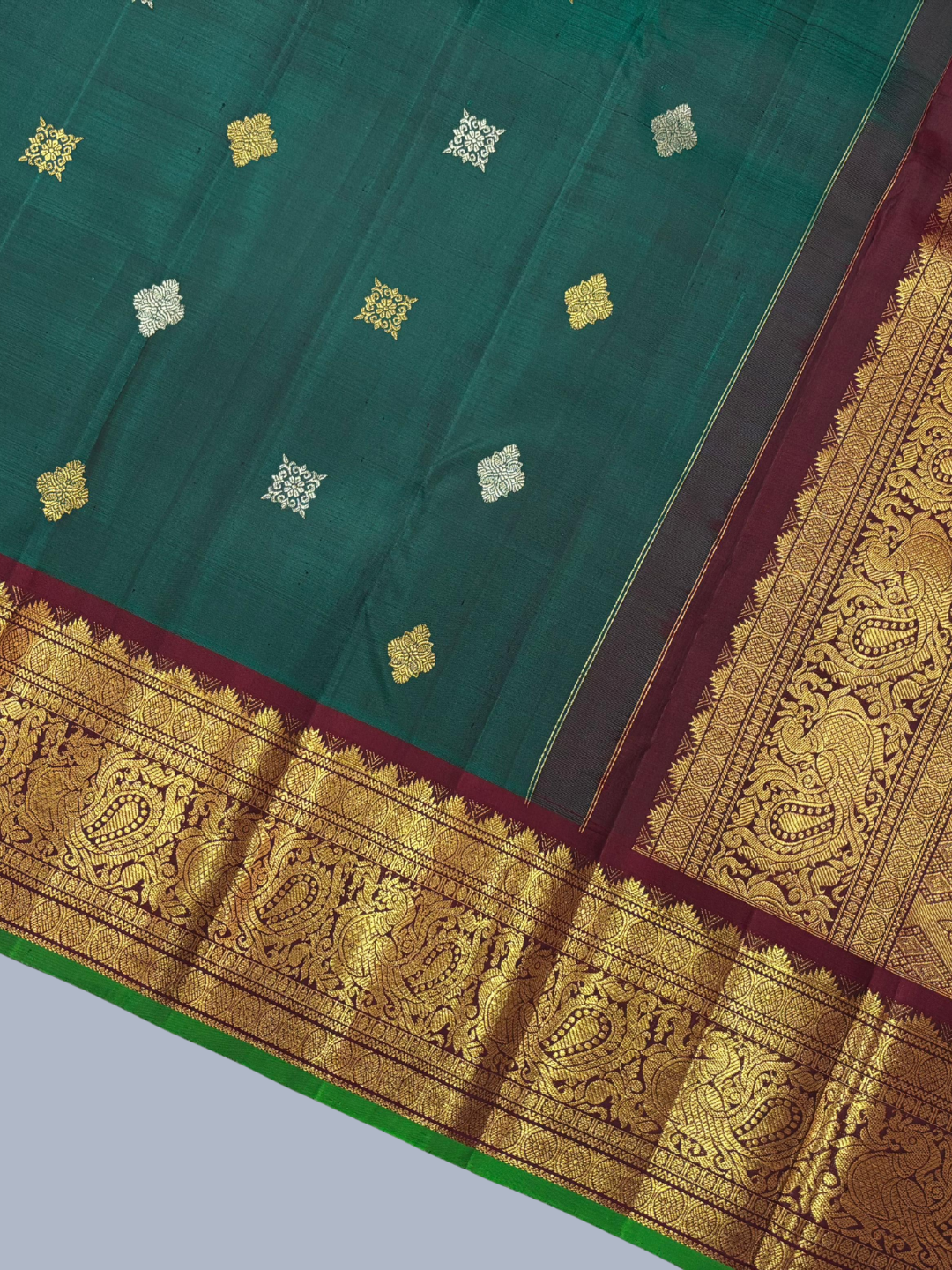 Pure Handwoven Gadwal Silk Saree With Forest Green - 011