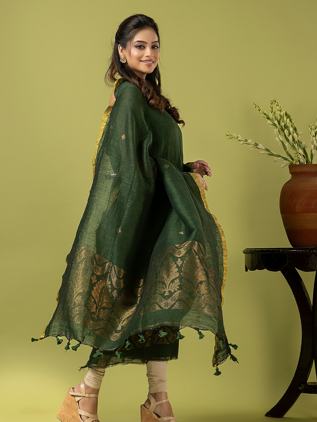 Handwoven Jamdani Linen Unstitched 2-piece Kurti | Forest Green