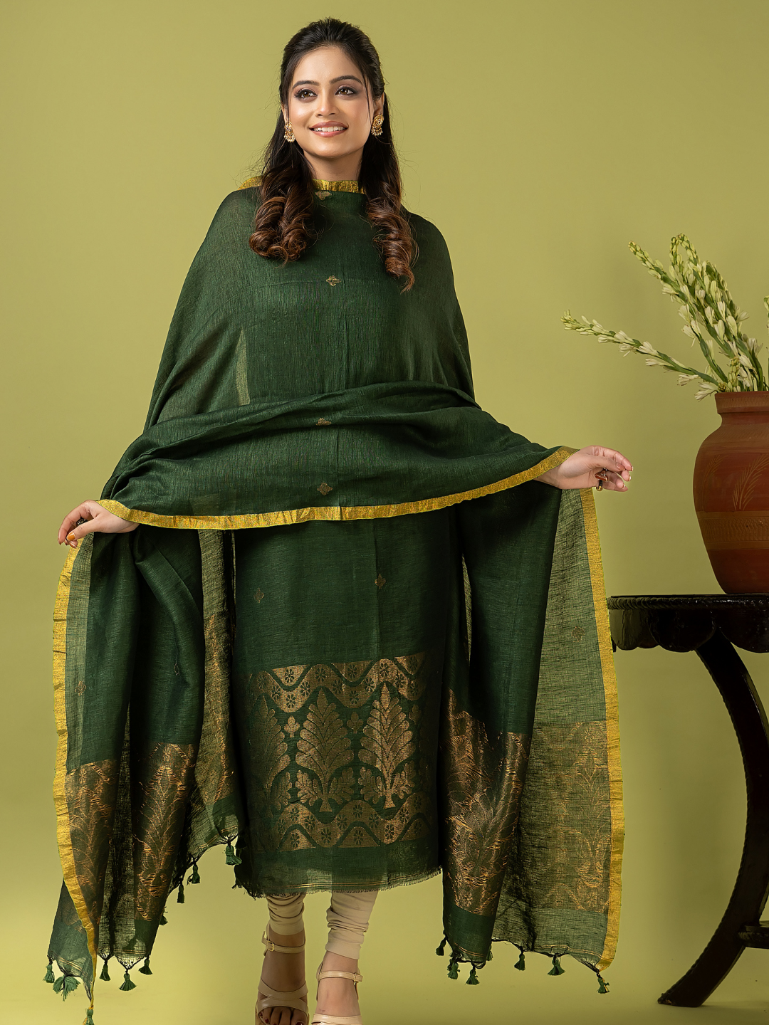 Handwoven Jamdani Linen Unstitched 2-piece Kurti | Forest Green