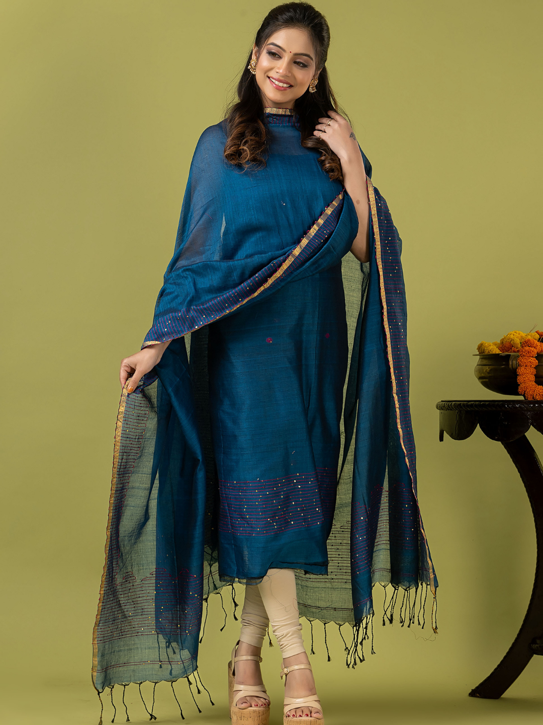 Handwoven Jamdani cotton Unstitched 2-piece Kurti | Peacock Teal Blue