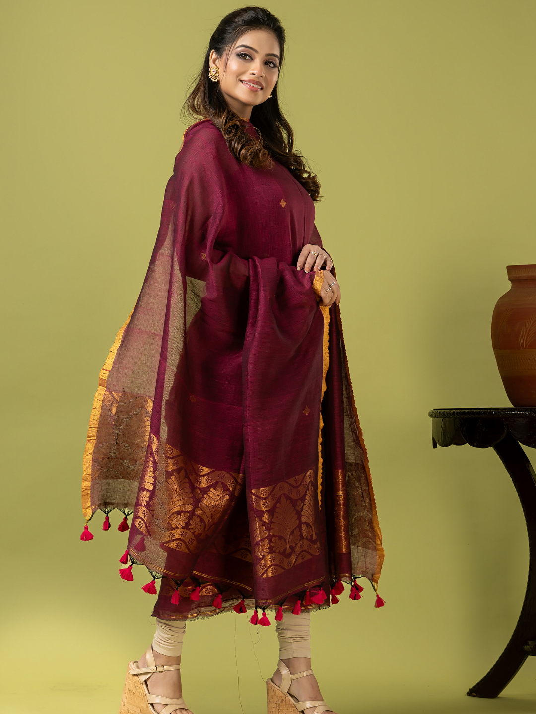 Handwoven Jamdani Linen Unstitched 2-piece Kurti | Raspberry Wine