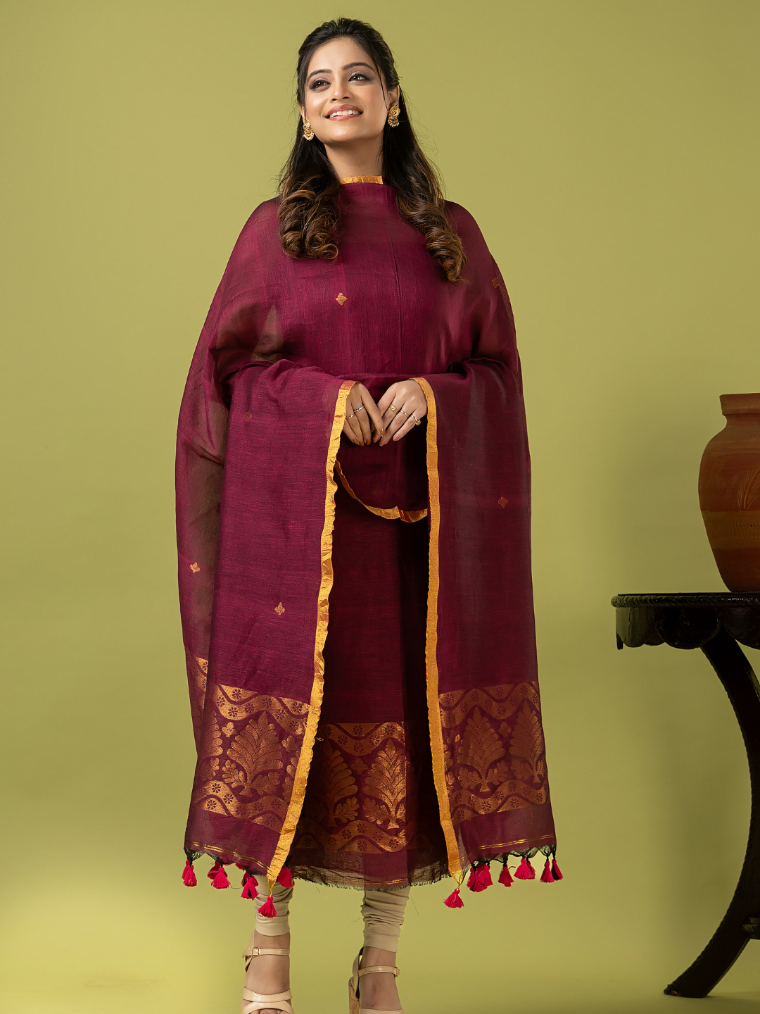 Handwoven Jamdani Linen Unstitched 2-piece Kurti | Raspberry Wine