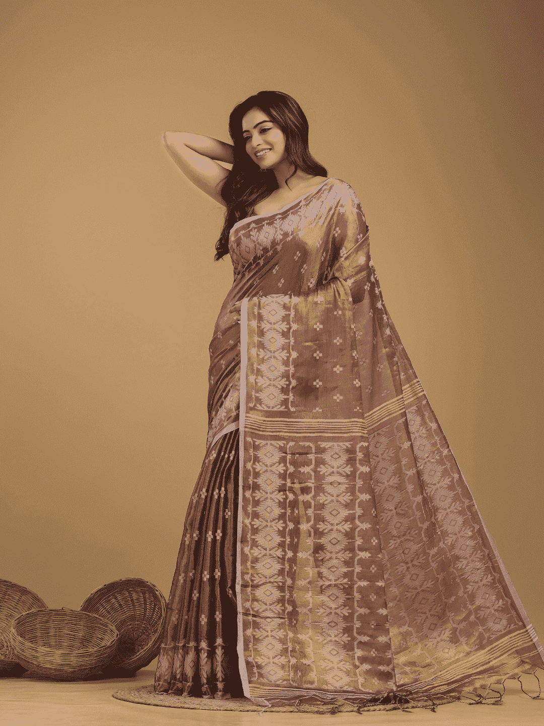 Crepe Pink Tissue Silk Jamdani Saree - 025 - indeloom