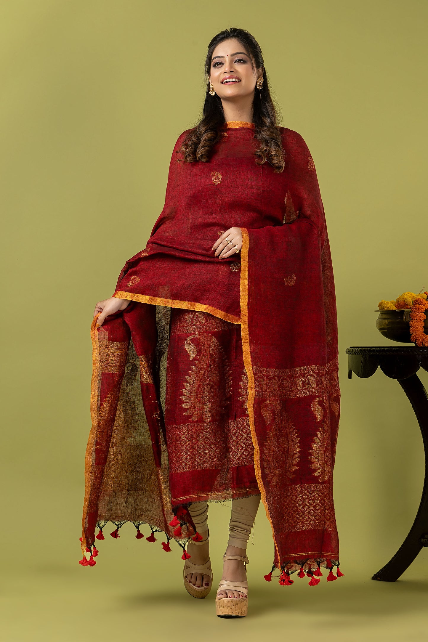 Handwoven Jamdani Muslin Unstitched 2-piece Kurti | Deep Red