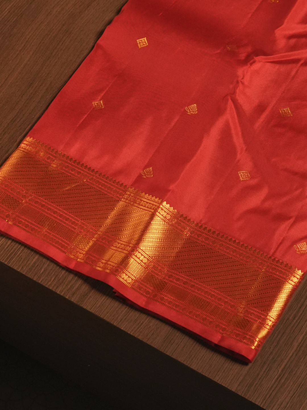 Silk Mark Certified Handloom Kanjivaram Silk Saree  |  Classic Red