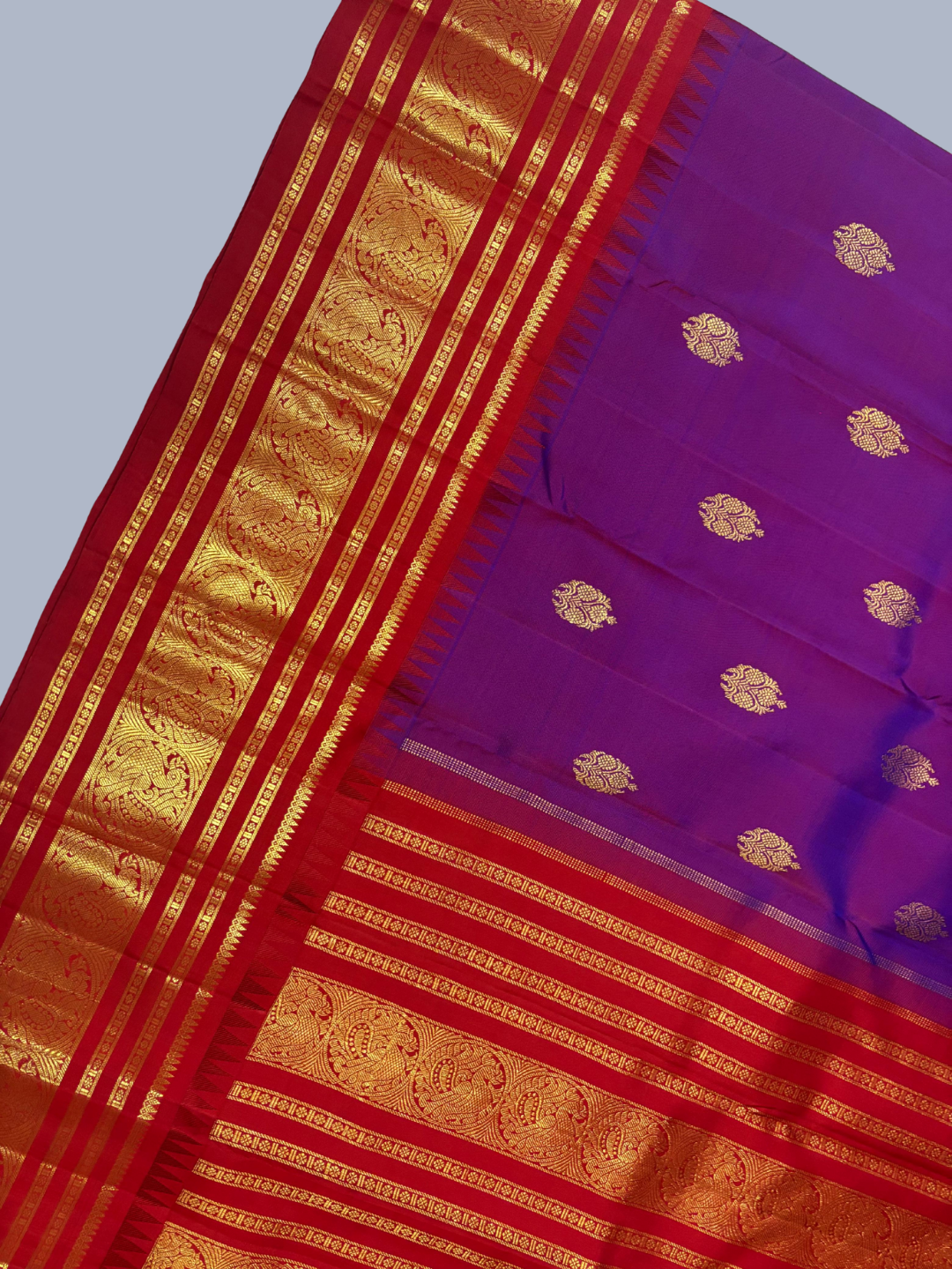 Pure Handwoven Gadwal Silk Saree With Mulberry Purple - 027