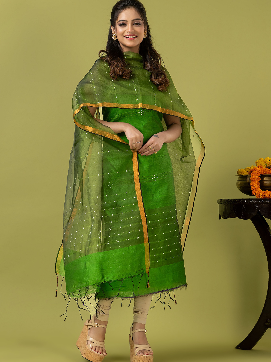 Handwoven Jamdani Muslin Unstitched 2-piece Kurti | Lime Green