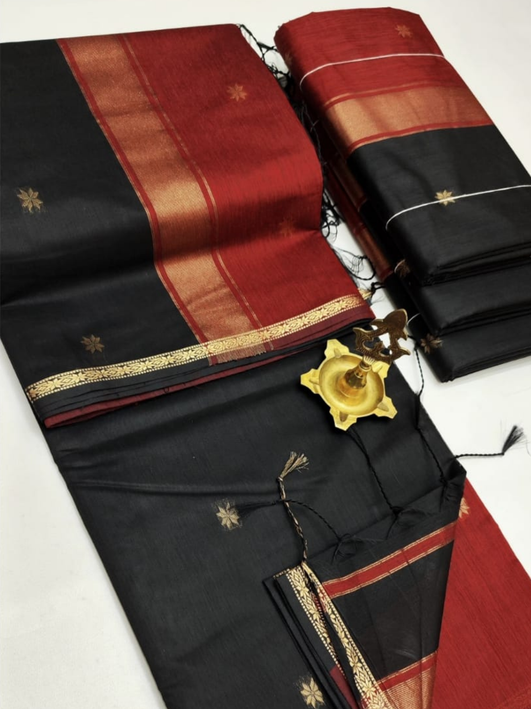 Maheshwari Silk Cotton Saree – Festive Elegance | Black
