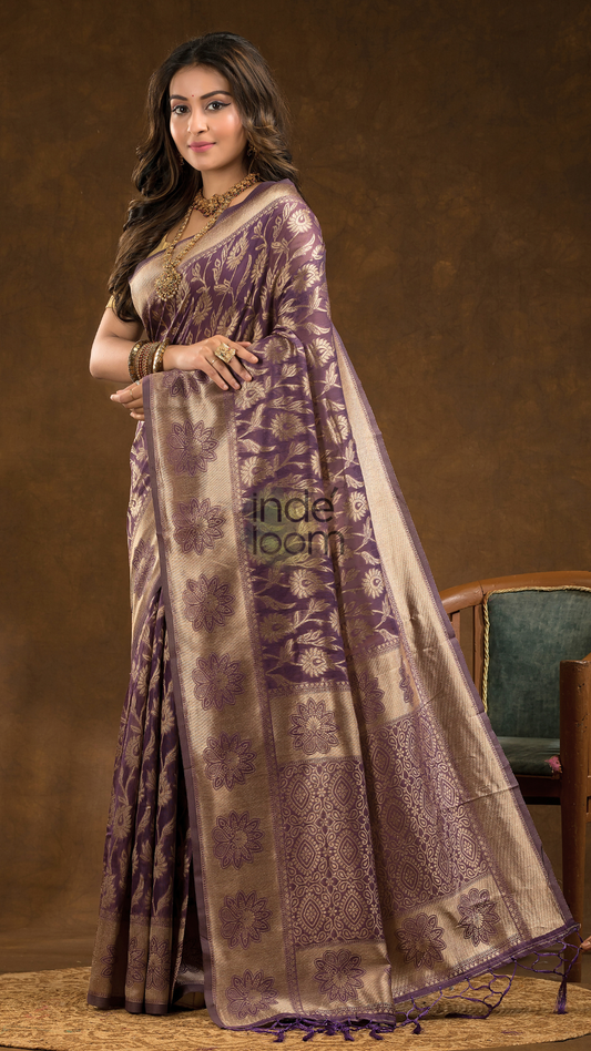 Floral woven design Silk blend Jacquard Saree | Deep Purple