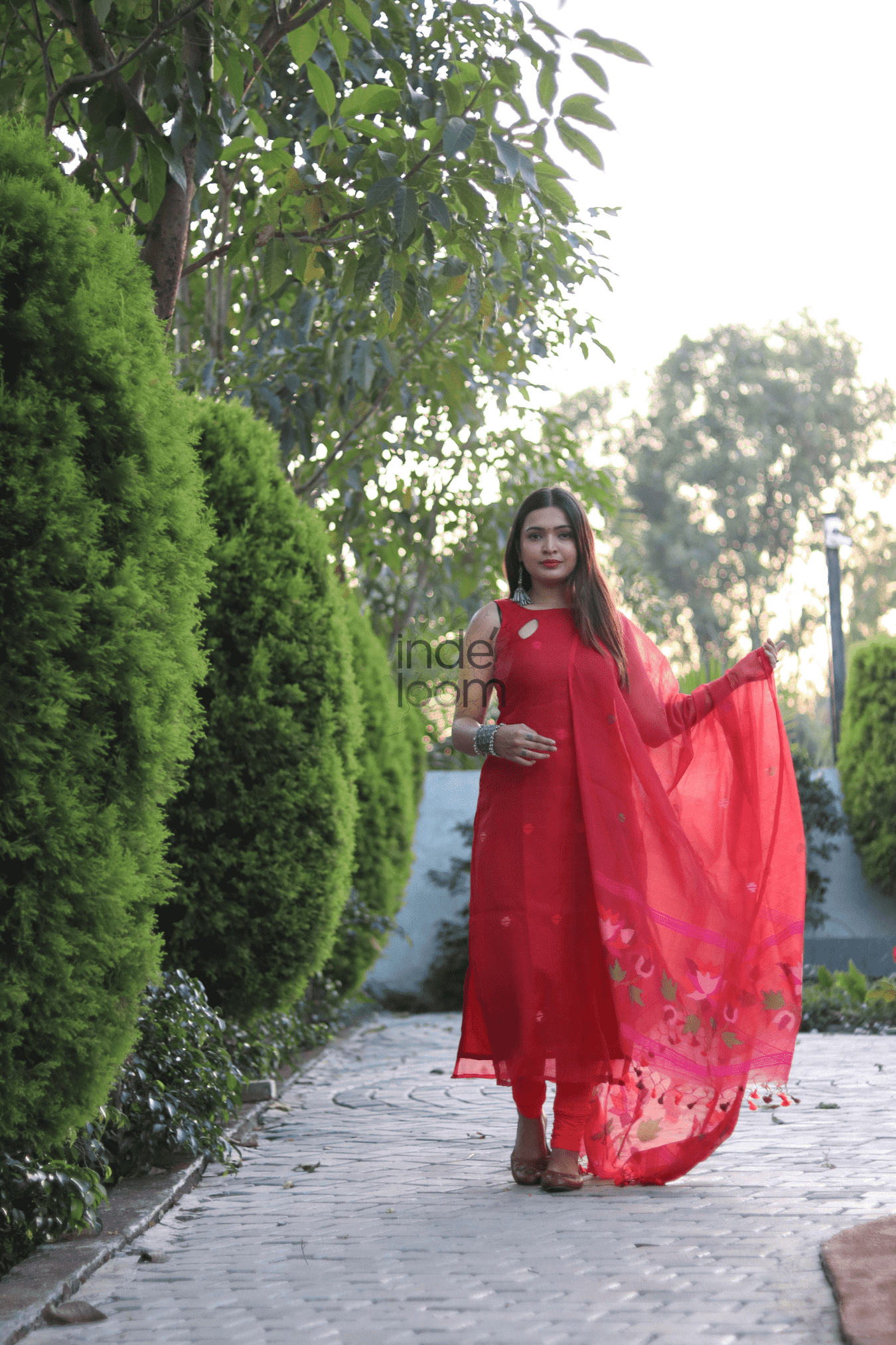 Imperial red Muslin Jamdani 2-Piece Set Kurti & Dupatta (UNSTITCHED) - 367 - indeloom